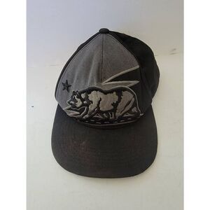 Top Level Men's Black 6 Panel Snap Back California Bear Hat One Size